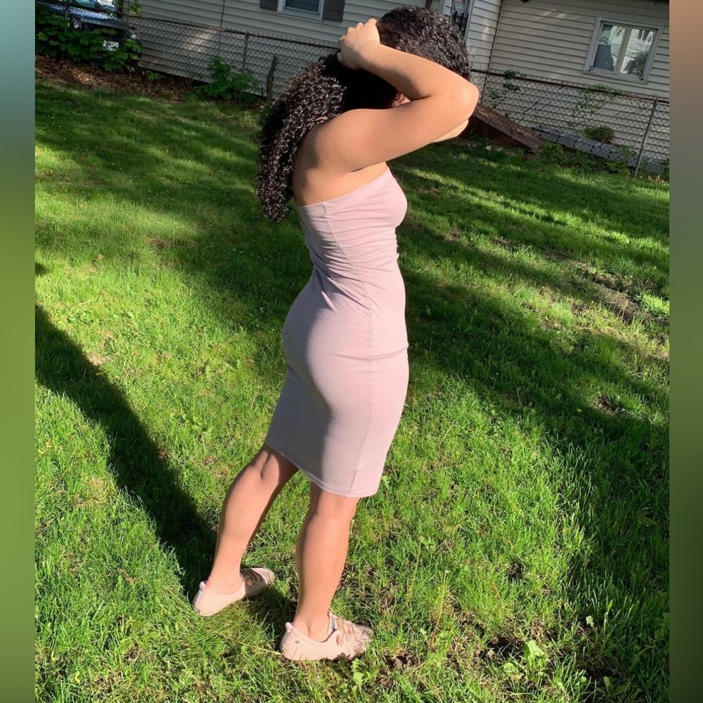 Neutral pink tone body-con dress